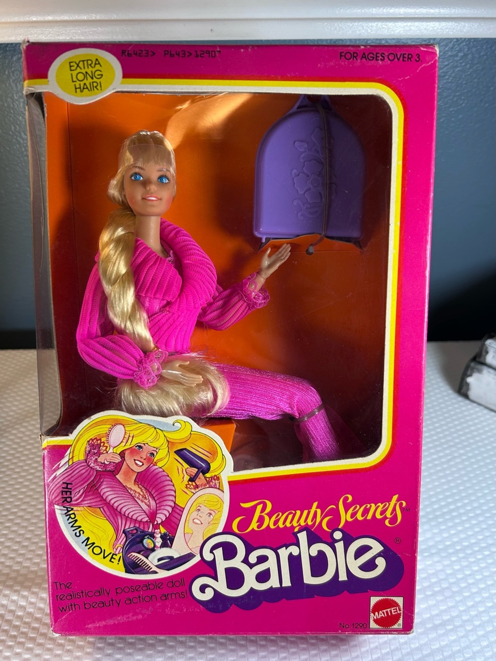 Vintage 1979 Beauty Secrets Barbie #1290 NRFB Extra Long Hair Mattel